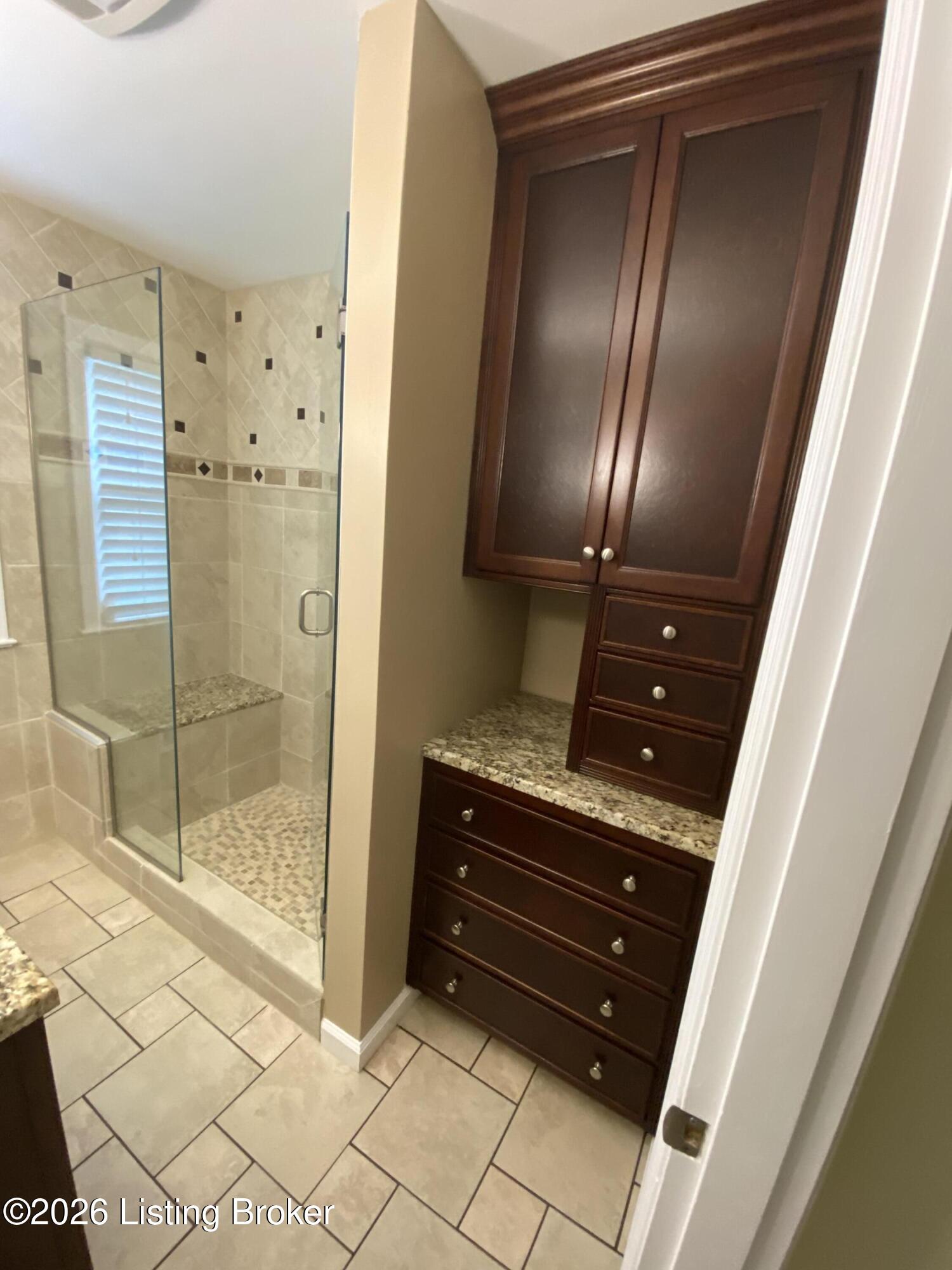 736 Wicklow Road Louisville, KY 40207 - Photo 23 of 59 IMG_2939