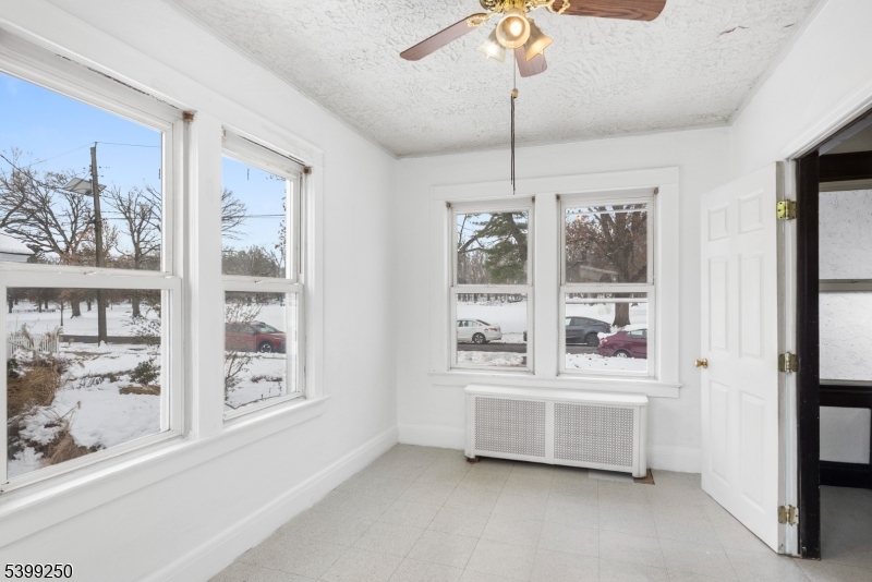 1209 Rose Street Plainfield, NJ 07060 - Photo 4 of 19