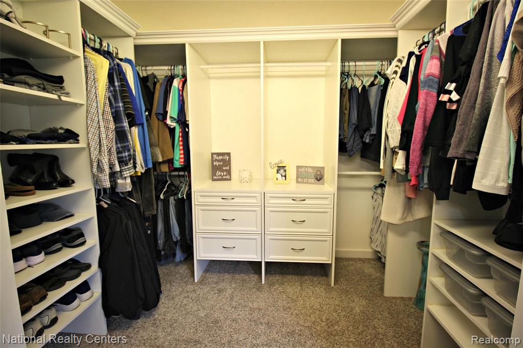 2180 Rochelle Park Drive Rochester Hills, MI 48309 - Photo 20 of 35