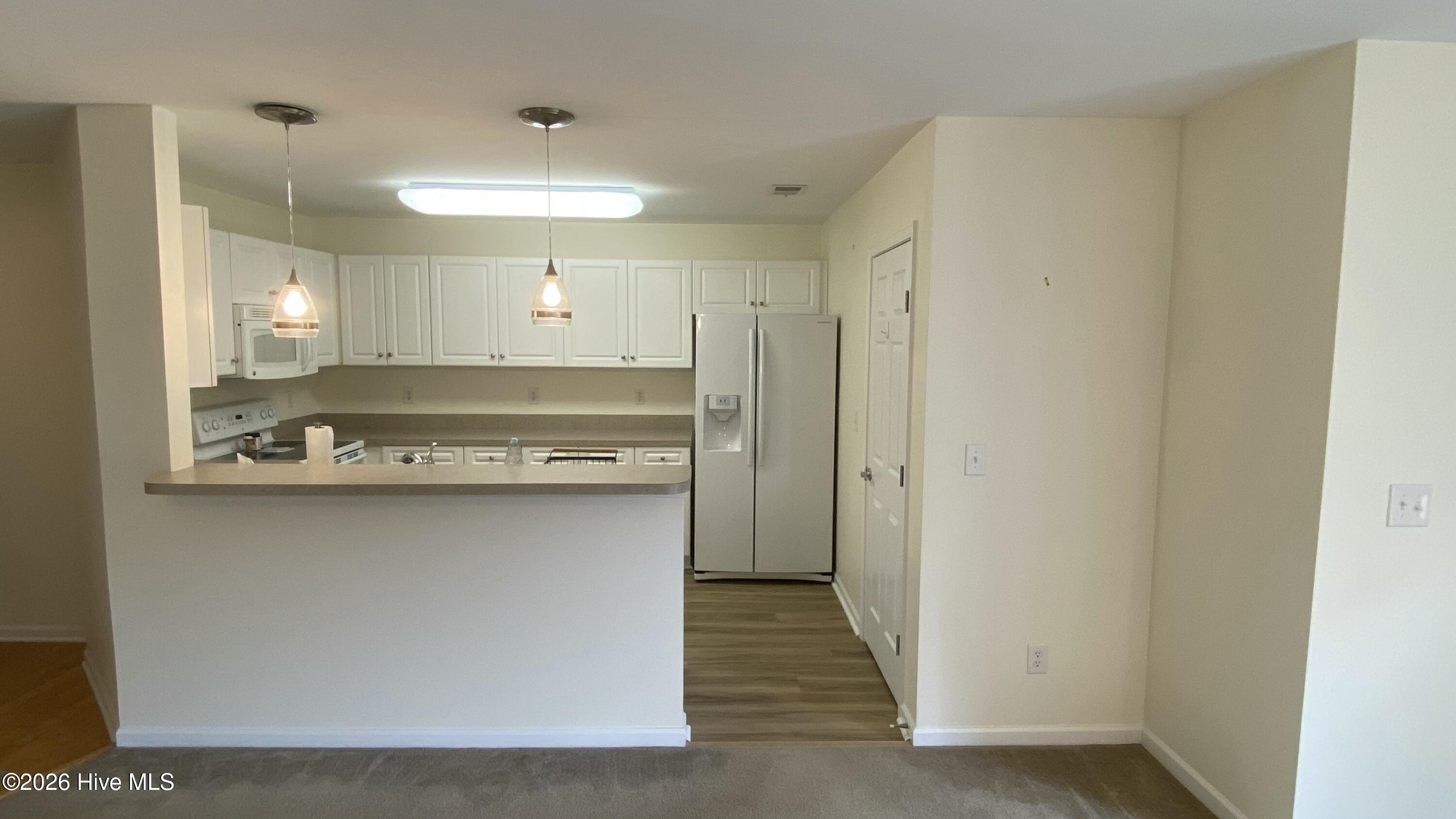 1041 Bridgeport Way Leland, NC 28451 - Photo 9 of 22 Living 3
