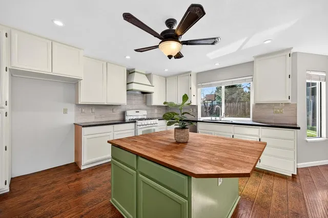 $739,500 | 2836 Clemson Drive, Cameron Park, CA 95682