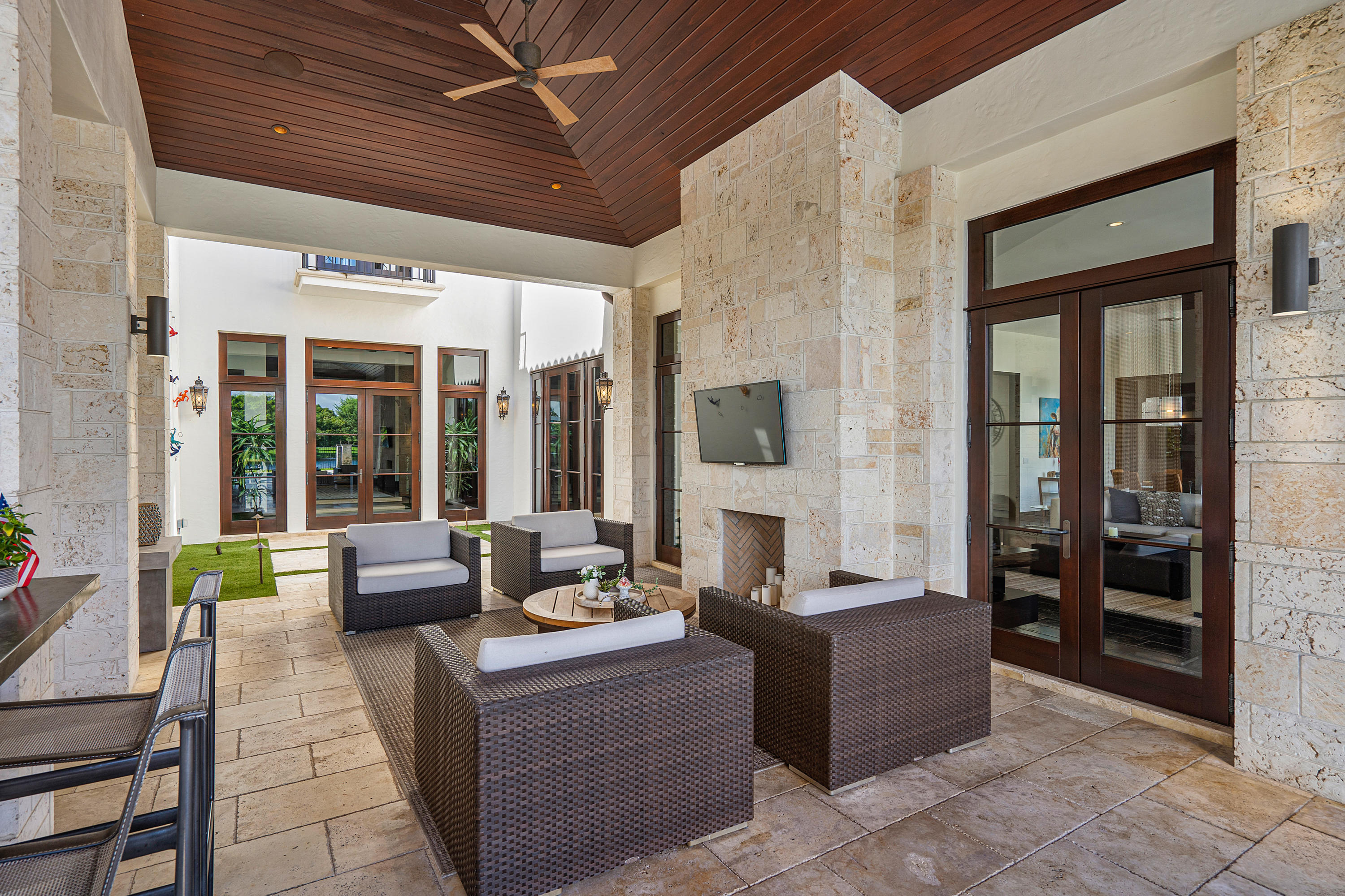 2760 Paddock Road Weston, FL 33331 - Photo 68 of 93 066-2760PaddockRoad-Weston-FL-33331-full