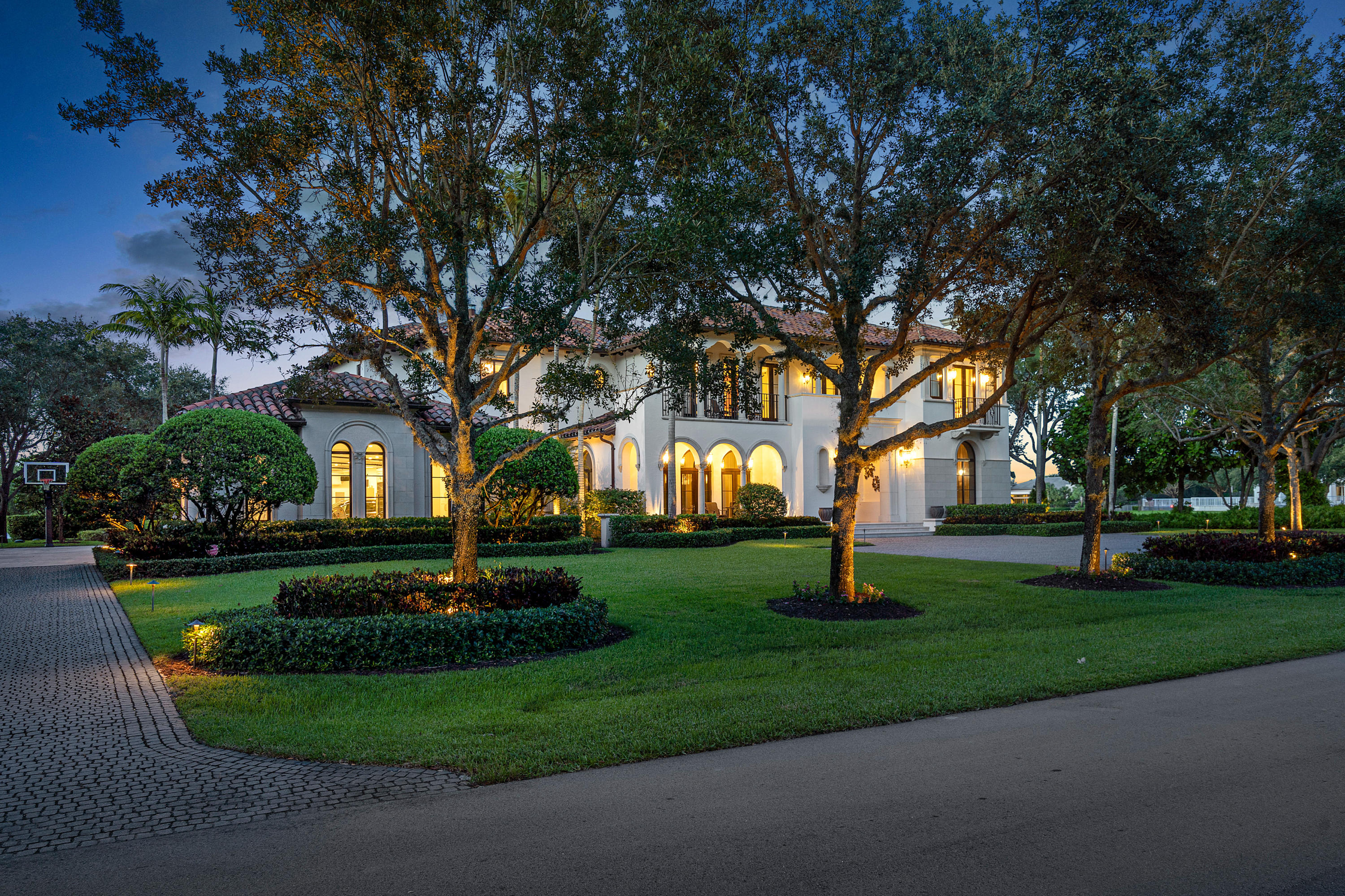 2760 Paddock Road Weston, FL 33331 - Photo 88 of 93 081-2760PaddockRoad-Weston-FL-33331-full