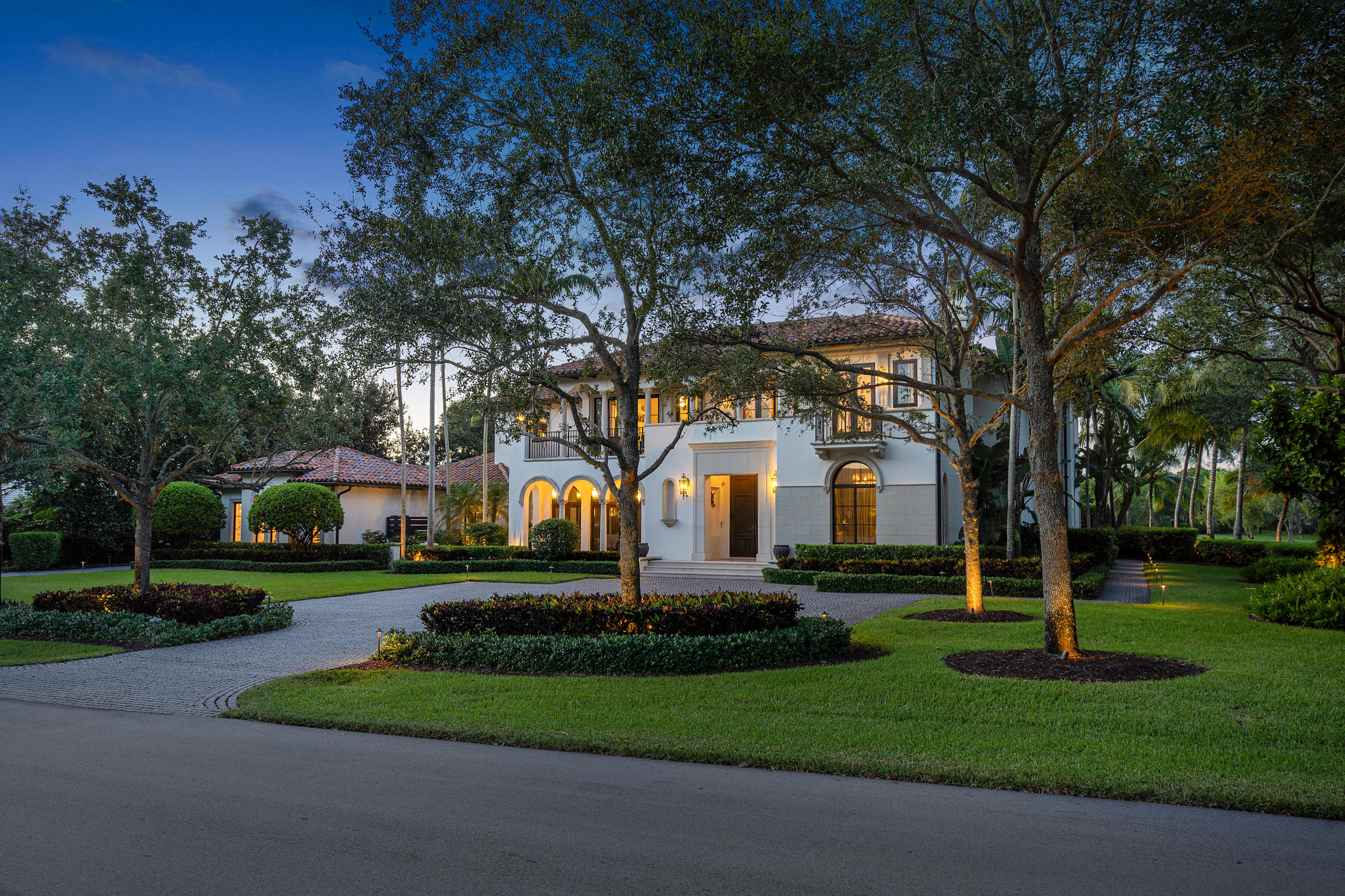 2760 Paddock Road Weston, FL 33331 - Photo 89 of 93 082-2760PaddockRoad-Weston-FL-33331-full