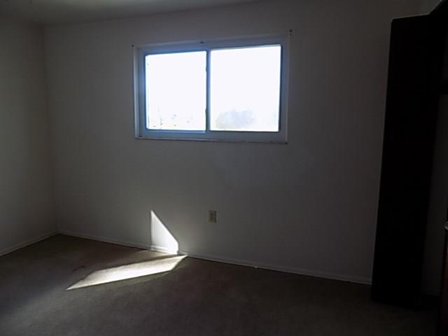 232 East Willock Road Pittsburgh, PA 15227 - Photo 13 of 24 Gallery Image 13