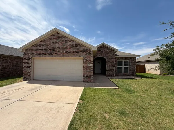 $2,100 | 2713 138th Street, Lubbock, TX 79423