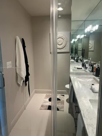 $5,900 | 900 Biscayne Boulevard, Unit 3908, Miami, FL 33132