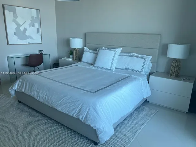 $5,900 | 900 Biscayne Boulevard, Unit 3908, Miami, FL 33132