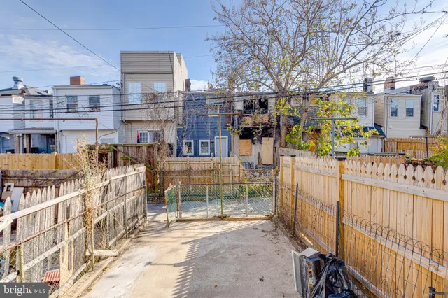 $75,000 | 1313 James Street, Baltimore, MD 21223