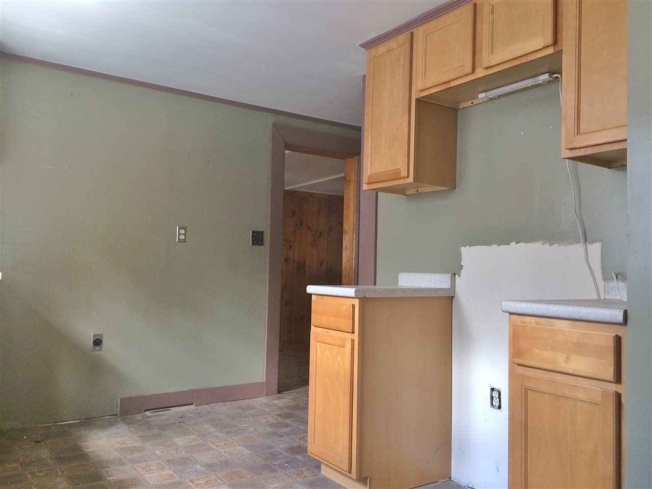 66 Roosevelt Road Claremont, NH 03743 - Photo 14 of 30 Gallery Image 14