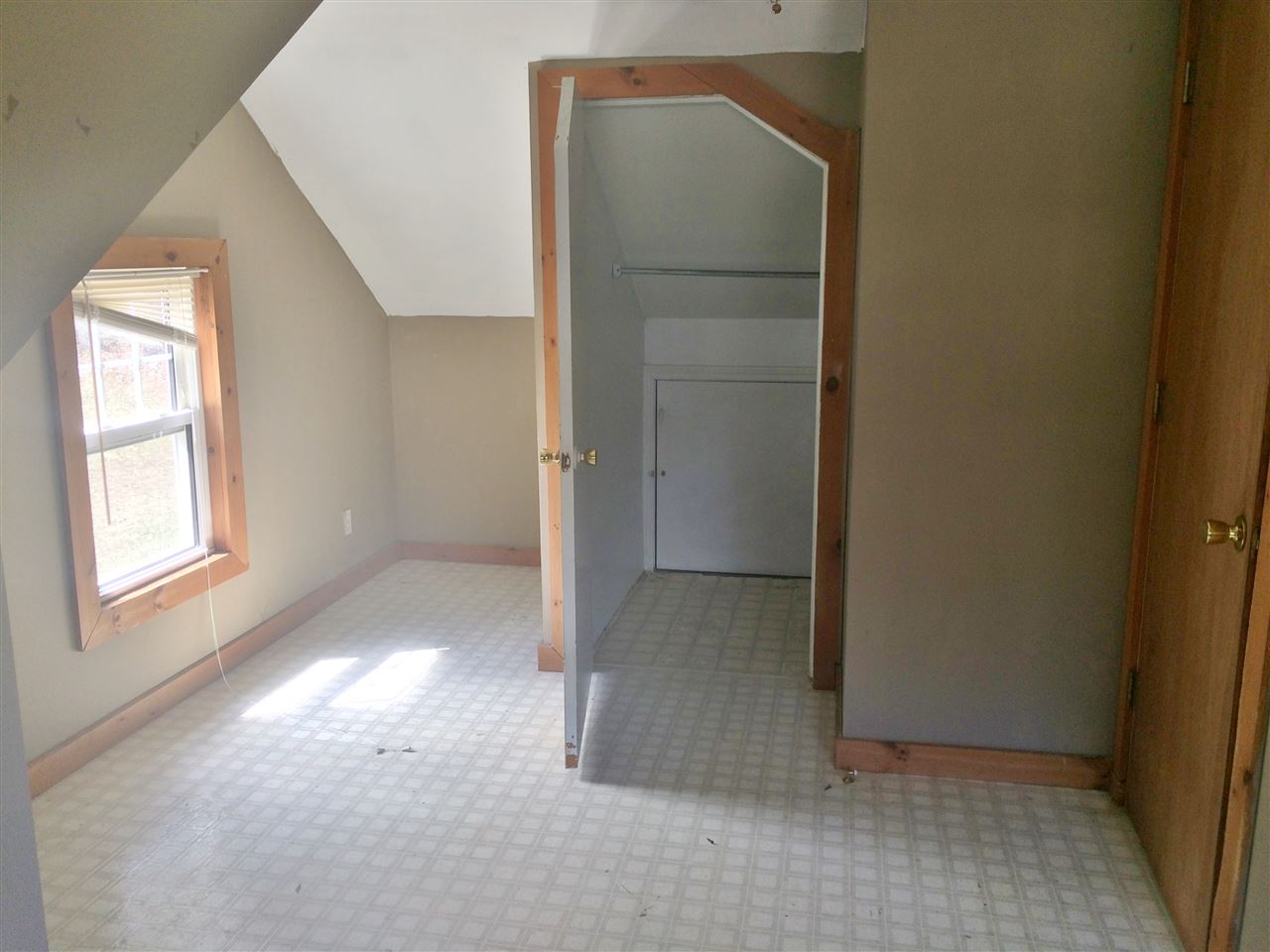 66 Roosevelt Road Claremont, NH 03743 - Photo 24 of 30 Gallery Image 24