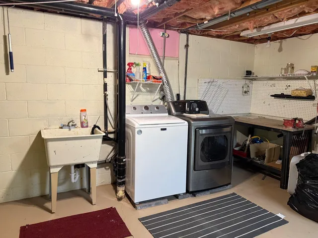 $259,000 | 11167 Birwood Drive, Stanwood, MI 49346