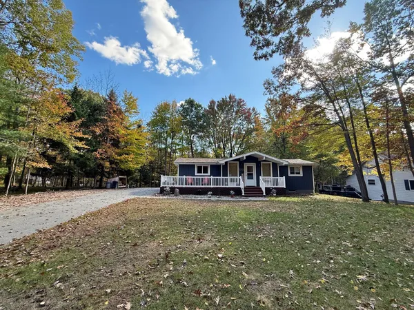 $249,000 | 11167 Birwood Drive, Canadian Lakes, MI 49346