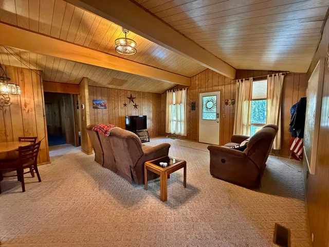 $259,000 | 11167 Birwood Drive, Stanwood, MI 49346
