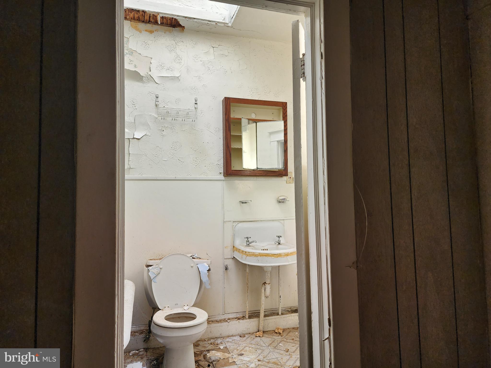 2903 Winchester Street Baltimore, MD 21216 - Photo 9 of 11