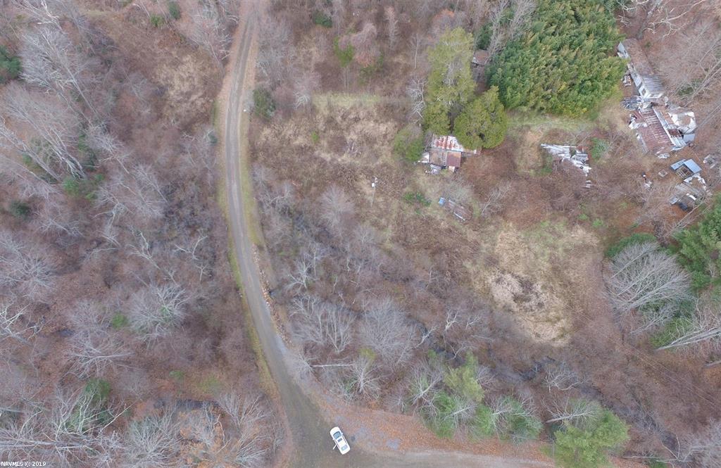 151 Millimeter Road Southwest Floyd, VA 24091 - Photo 8 of 13 a backyard of a house
