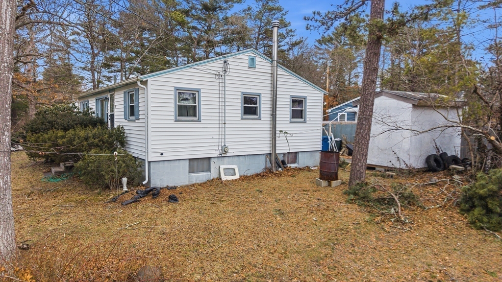 97 Plymouth Avenue Wareham, MA 02538 - Photo 17 of 19