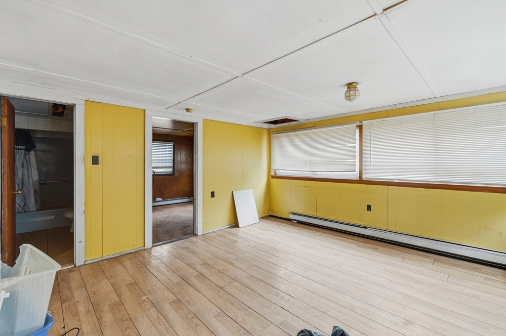 97 Plymouth Avenue Wareham, MA 02538 - Photo 7 of 19