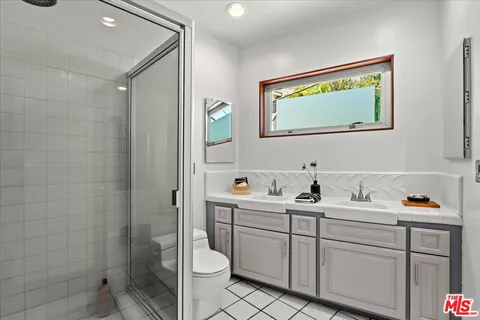 $1,370,000 | 3234 Hillock Drive, Los Angeles, CA 90068