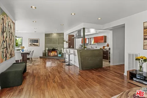 $1,370,000 | 3234 Hillock Drive, Los Angeles, CA 90068