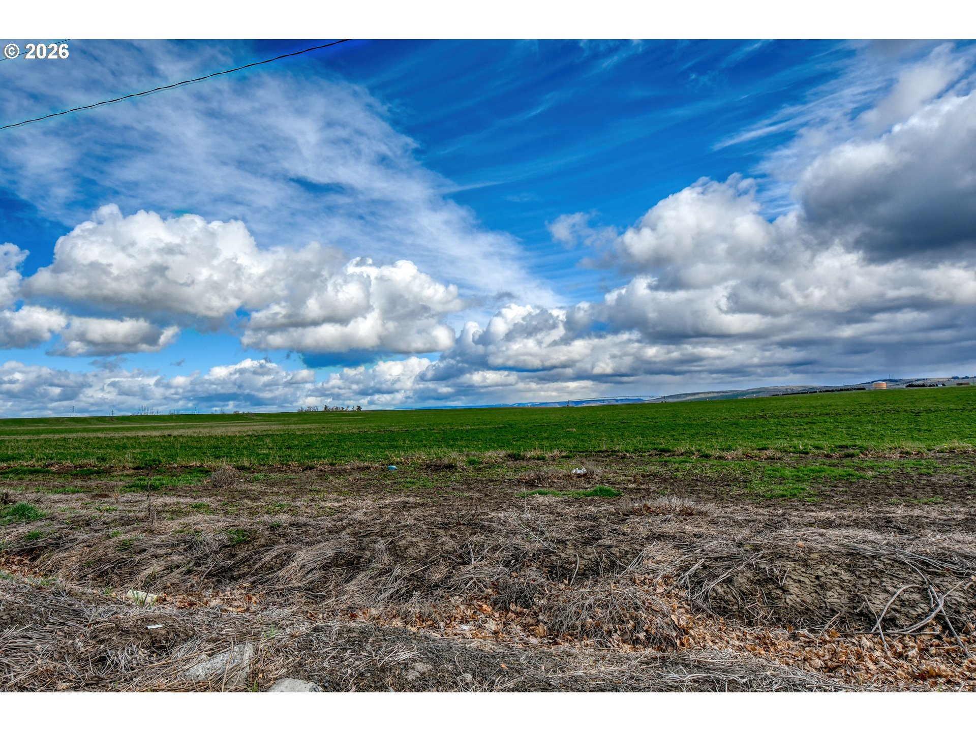 554 West High Street Athena, OR 97813 - Photo 45 of 46 a view of a yard with yellow lighting