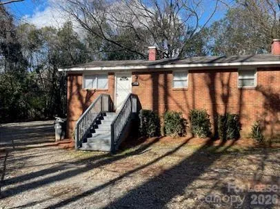 $1,195 | 3426 Bonaire Drive, Unit 2, Charlotte, NC 28208