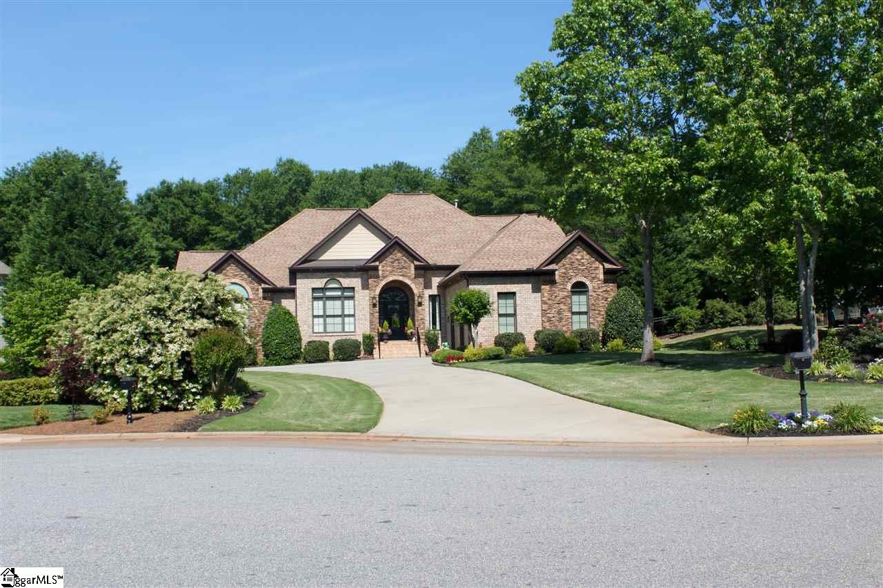 206 Doonbeg Court Simpsonville, SC 29681 - Photo 1 of 32 Gallery Image 1