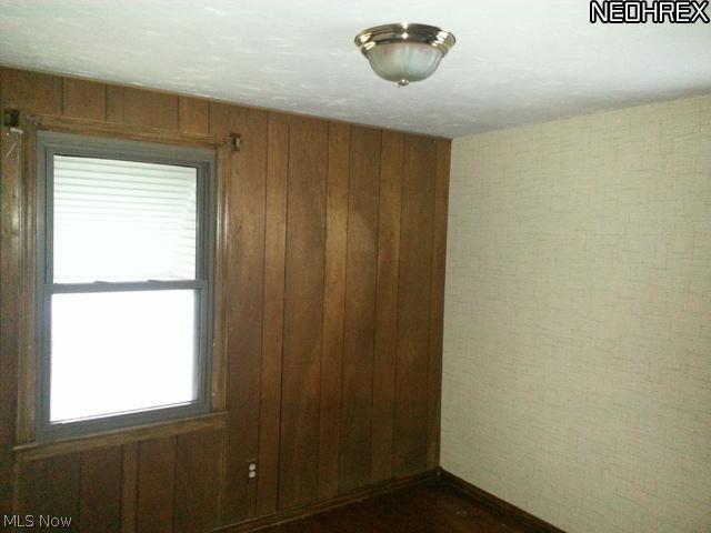 656 Hilliard Road Elyria, OH 44035 - Photo 8 of 11 Gallery Image 8