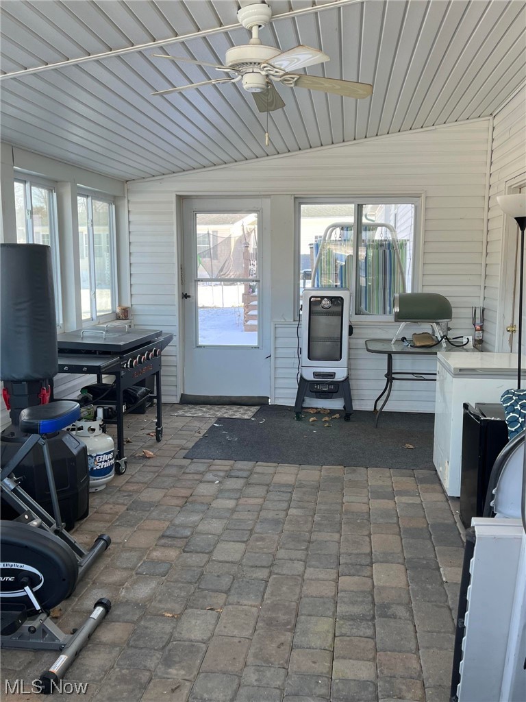 37604 Eagleton Road Lisbon, OH 44432 - Photo 43 of 50 Enclosed back porch