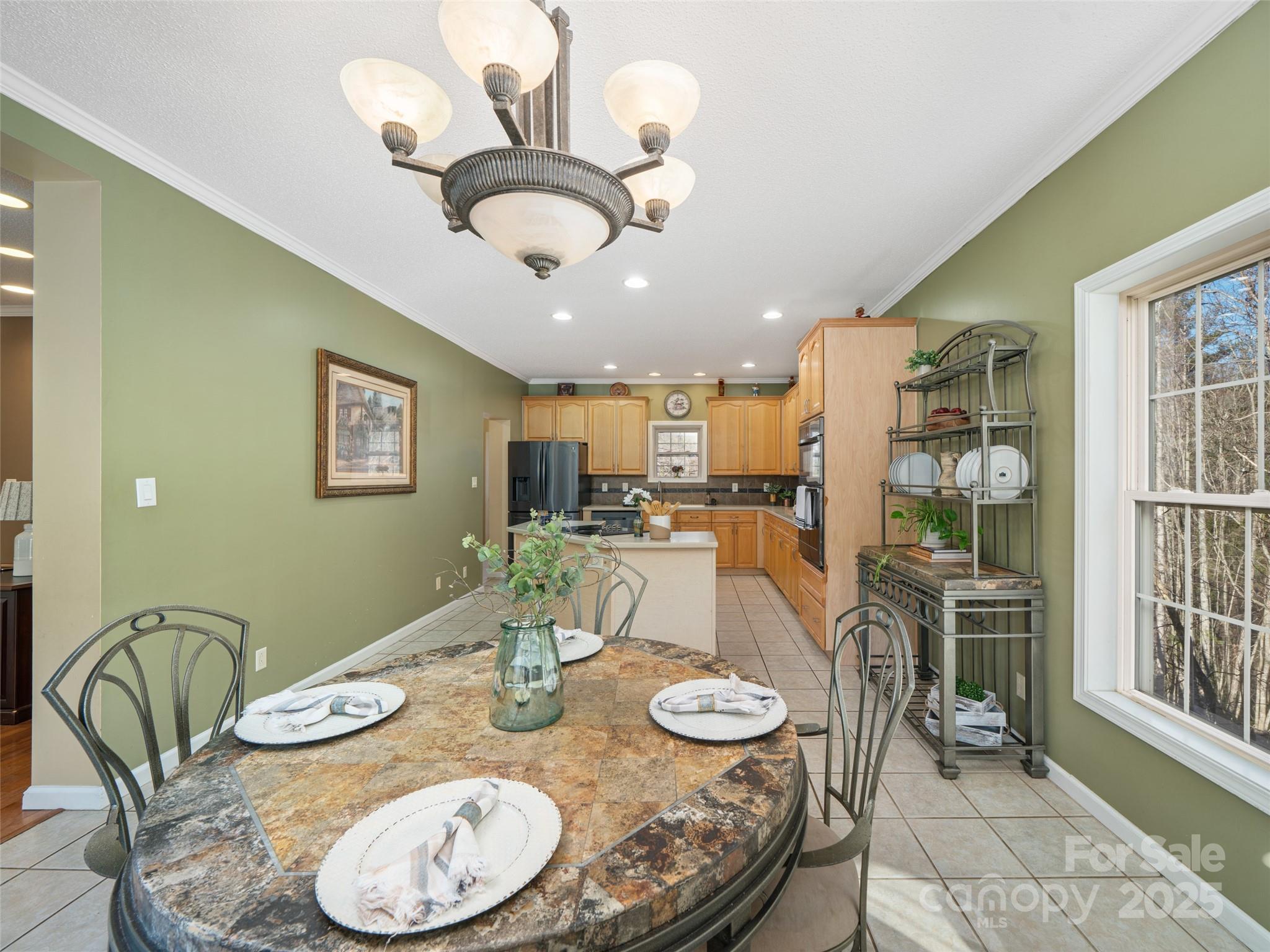 370 Wilson Road Bakersville, NC 28705 - Photo 8 of 48 Gallery Image 8