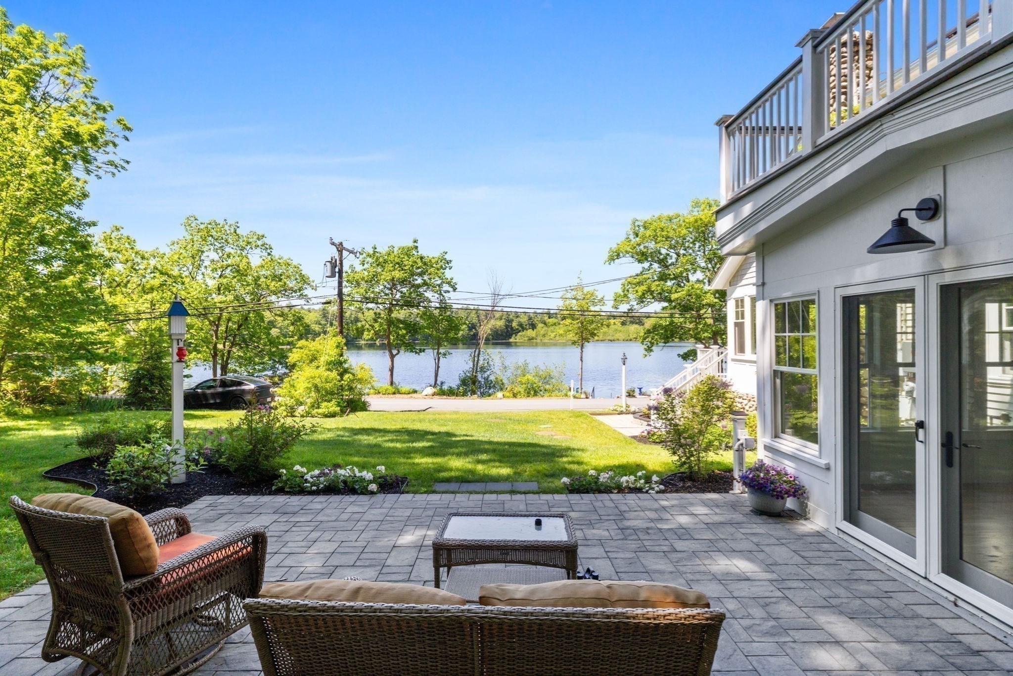 35 Keyes Road Westford, MA 01886 - Photo 5 of 38 Gallery Image 5