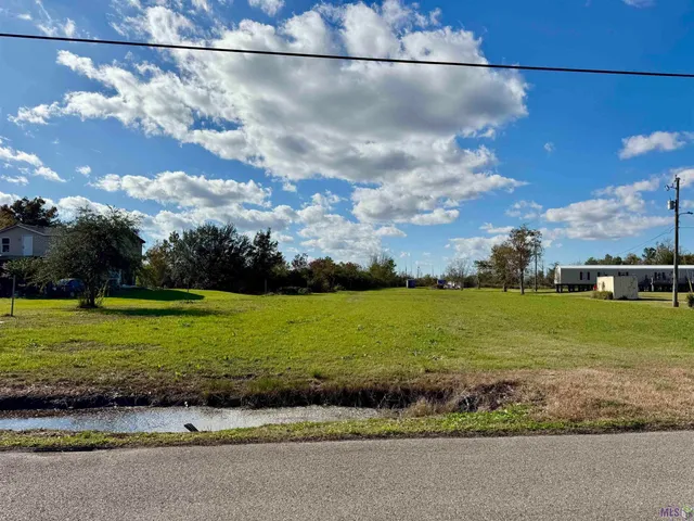 $175,000 | 5880 Shrimpers Row, Houma, LA 70363