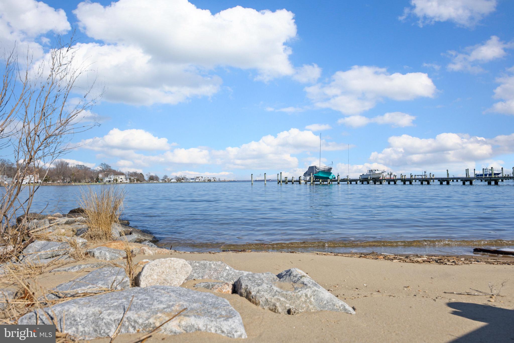3803 Thomas Point Road Annapolis, MD 21403 - Photo 32 of 42 Sandy beach area at water's edge