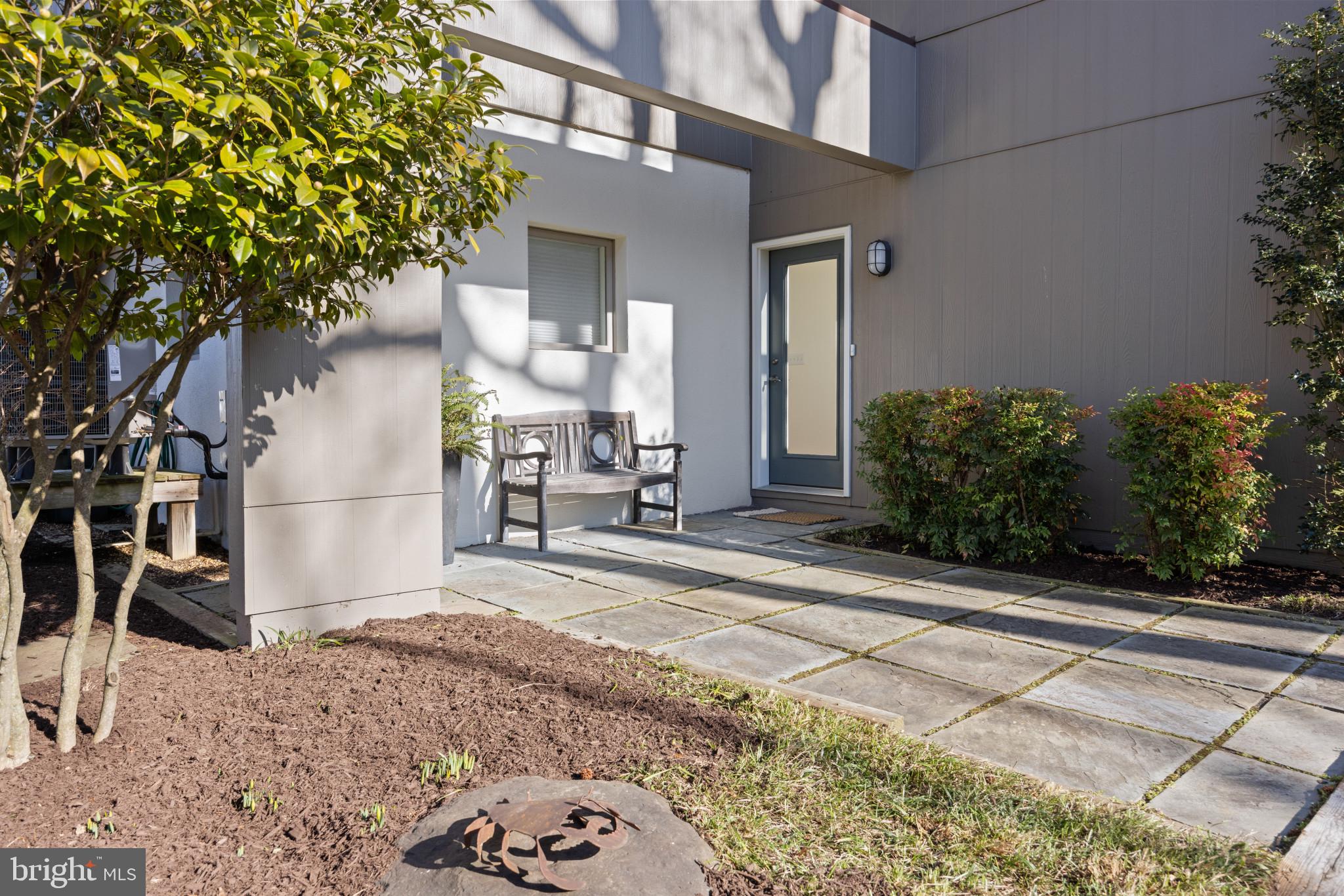Inviting entry way