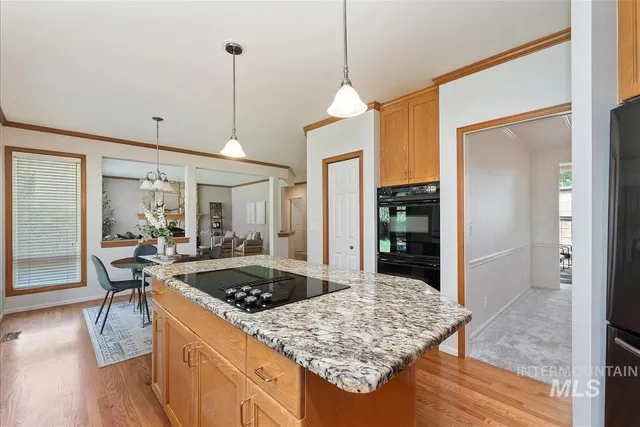 $775,000 | 8504 West Pool Court, Garden City, ID 83714