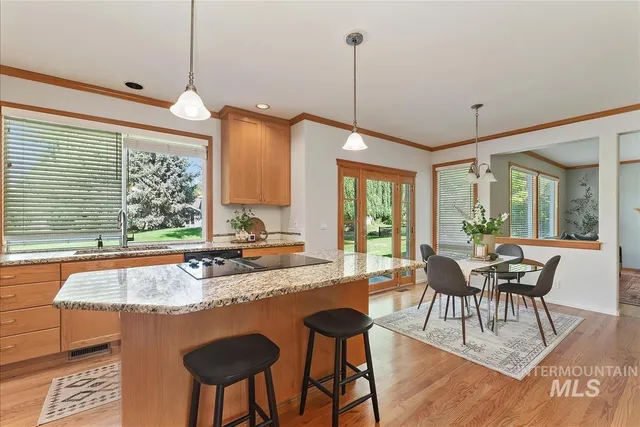 $775,000 | 8504 West Pool Court, Garden City, ID 83714