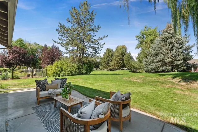 $775,000 | 8504 West Pool Court, Garden City, ID 83714