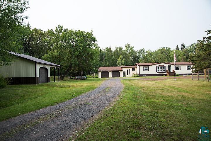 4342 East Hammond Avenue Superior, WI 54880 - Photo 1 of 35