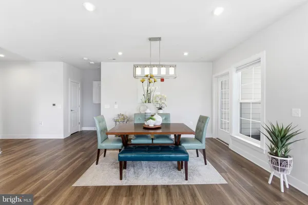 $669,000 | 102 St Ives Place, Unit 307, Oxon Hill, MD 20745