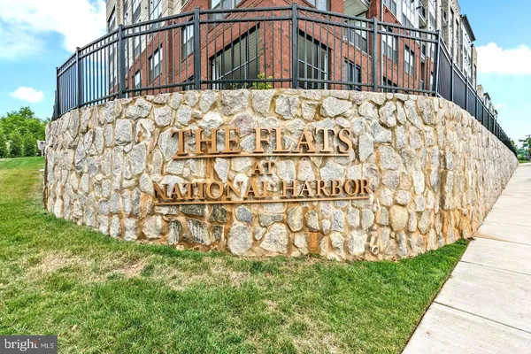 $669,000 | 102 St Ives Place, Unit 307, Oxon Hill, MD 20745