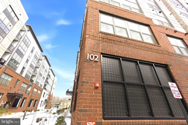 $669,000 | 102 St Ives Place, Unit 307, Oxon Hill, MD 20745