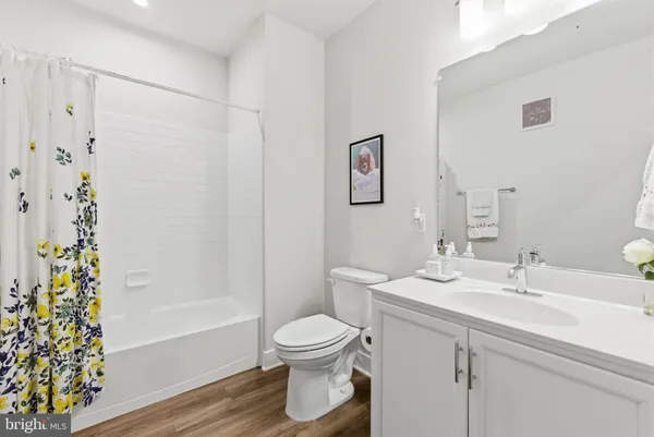 $669,000 | 102 St Ives Place, Unit 307, Oxon Hill, MD 20745