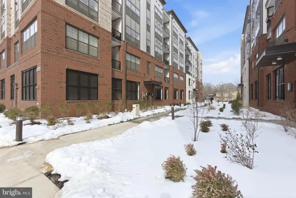 $669,000 | 102 St Ives Place, Unit 307, Oxon Hill, MD 20745