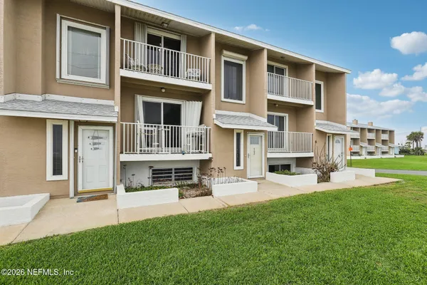 $344,900 | 2898 Ocean Shore Boulevard, Unit 402, Ormond Beach, FL 32176