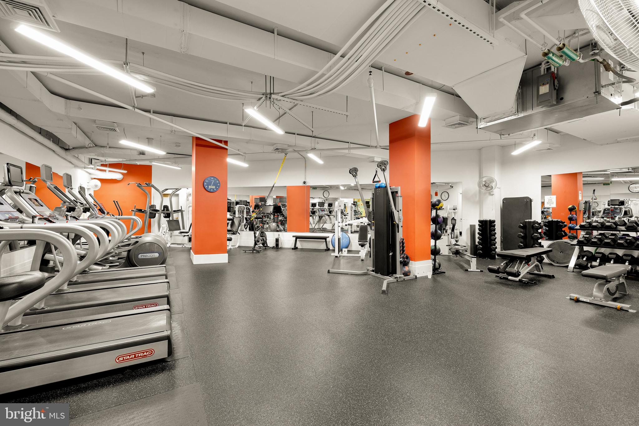 2425 L Street Northwest, Unit 234 Washington, DC 20037 - Photo 22 of 23 a view of a room with gym equipment