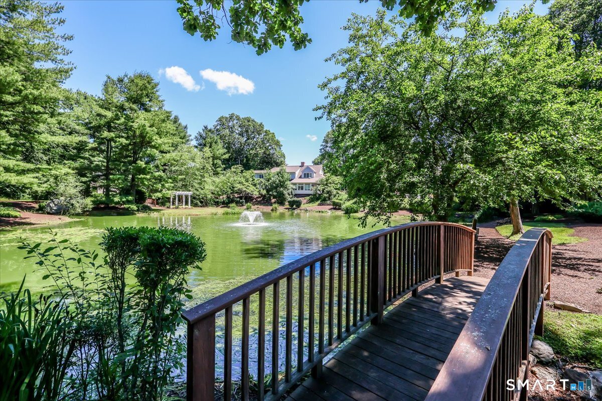 105 Secret Hollow Road Monroe, CT 06468 - Photo 33 of 37