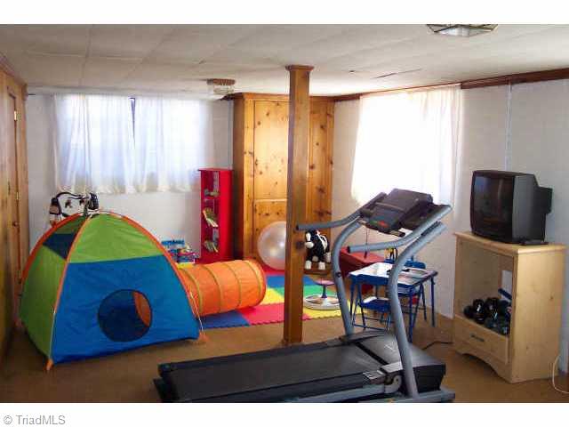 1431 Capri Road Southwest Winston-Salem, NC 27103 - Photo 7 of 9 Other. Room also can be playroom