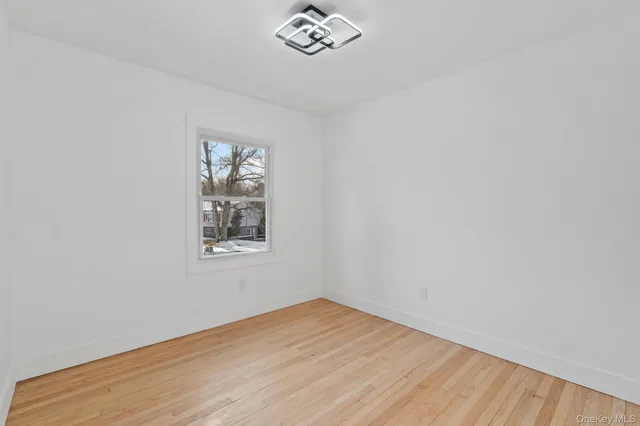 $599,999 | 52 Rudolph Road, Modena, NY 12548