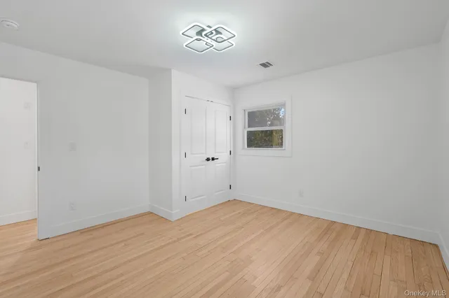 $599,999 | 52 Rudolph Road, Modena, NY 12548