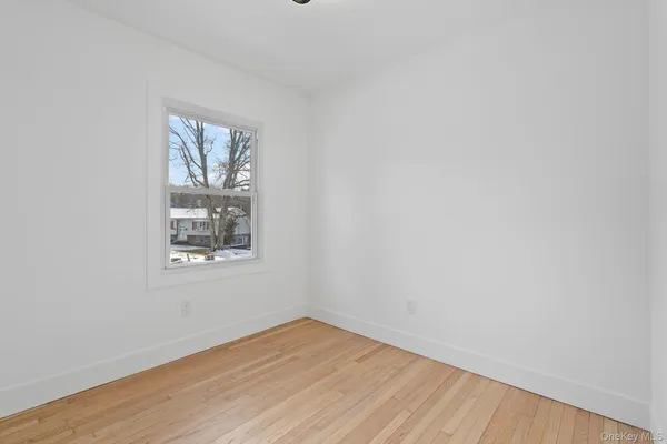 $584,999 | 52 Rudolph Road, Modena, NY 12548